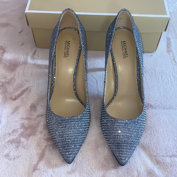 Michael Kors Claire pump - Picture 3 of 7